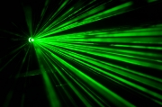 Potężne lasery przybliżają nas do fuzji jądrowej